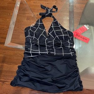 Tankini top from Spanx NWT size 6